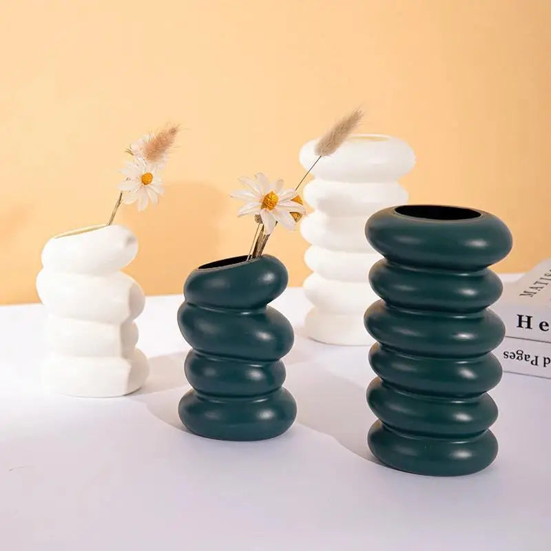 1 Pc Plastic Spiral Decorative Vase