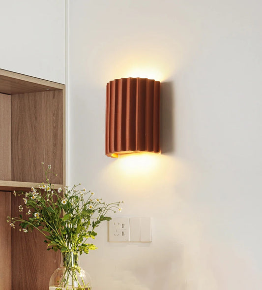 Cream Style Resin Bedroom Wall Lamp